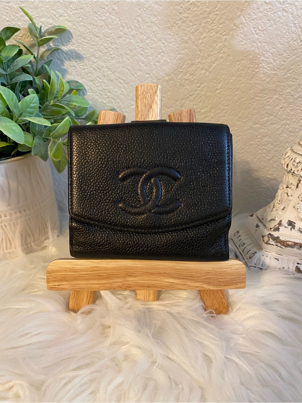 Chanel Black Quilted Leather Wallet - Classic CC Logo w/ dusty